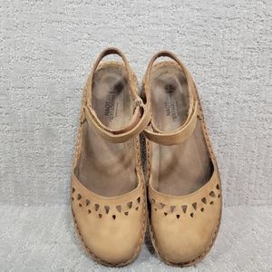 Naot Women's Size Eu41 US 10 Tan Brown Leather Ankle Strap Mary Jane Loafer Shoe